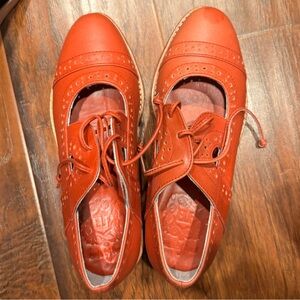 Bali elf shoes size 6.5